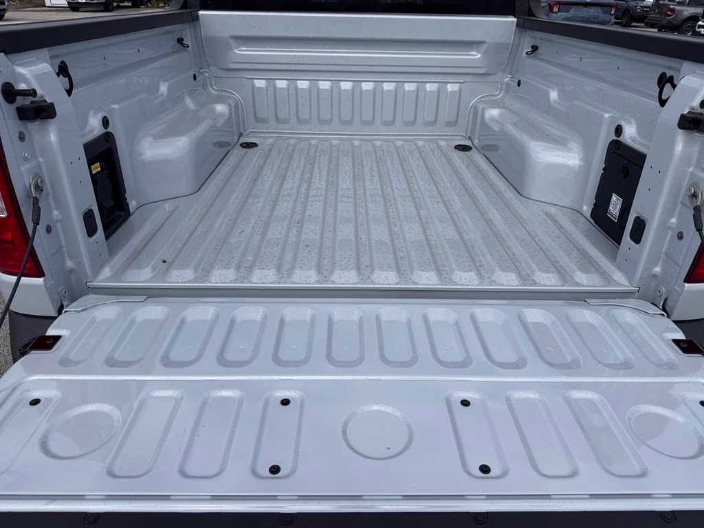 2026 Space White Metallic Ford Maverick XLT AWD Truck