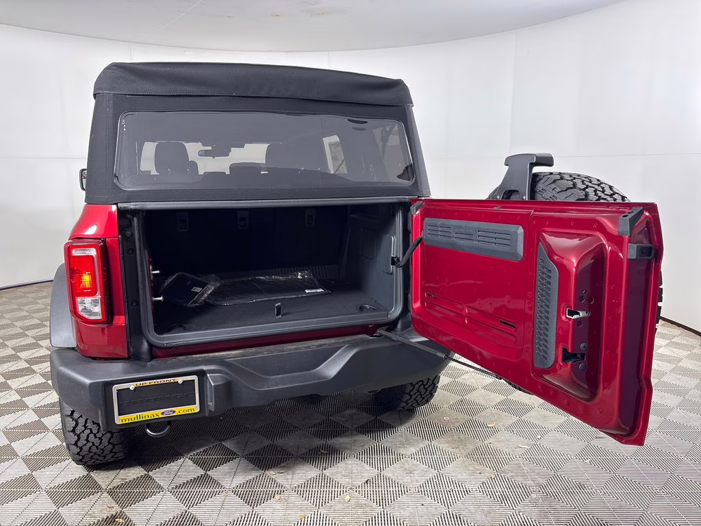 2025 Ruby Red Metallic Tinted Clearcoat Ford Bronco Base 4X4 SUV