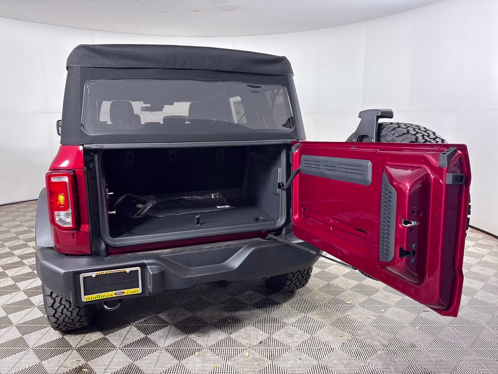 2025 Ruby Red Metallic Tinted Clearcoat Ford Bronco Base 4X4 SUV