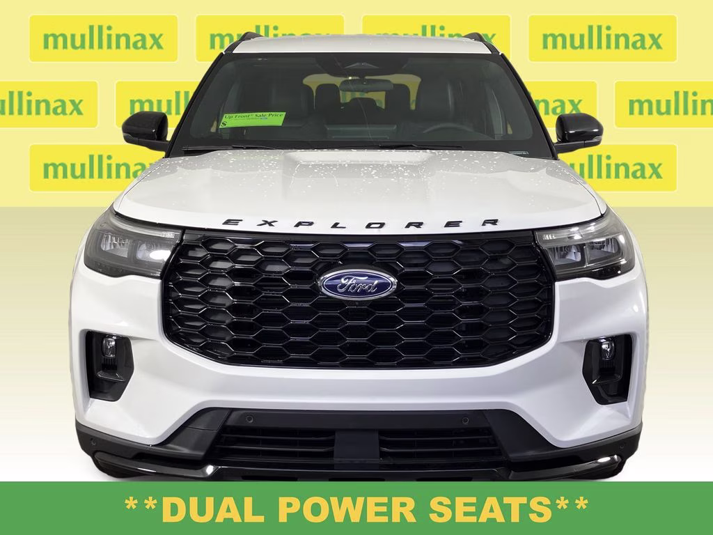 2026 Star White Metallic Tri-Coat Ford Explorer ST-Line RWD SUV