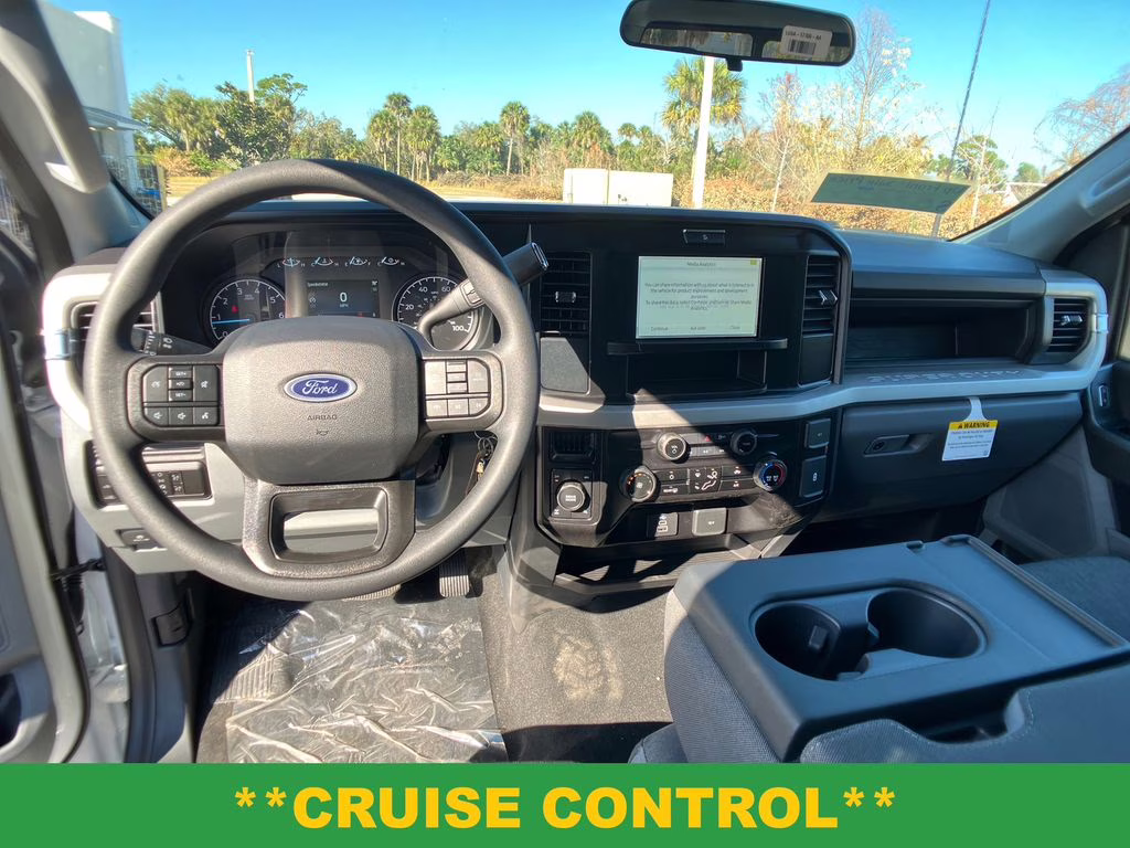 2026 Oxford White Ford Super Duty F-250 SRW STX 4X4 Truck