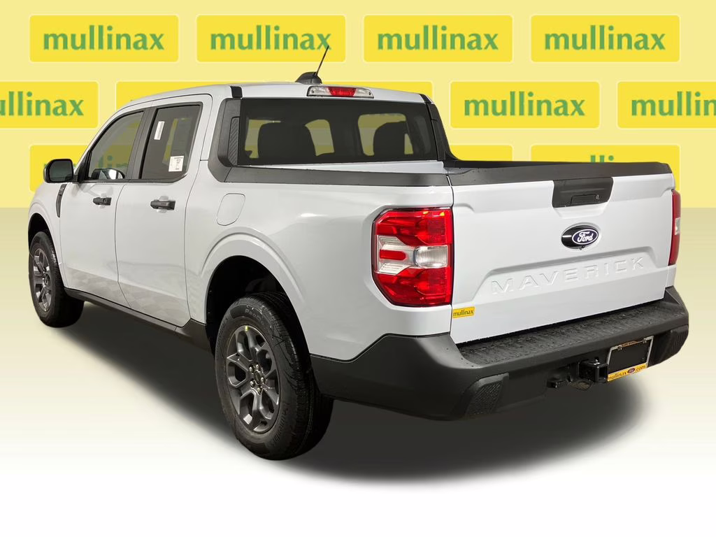 2026 Space White Metallic Ford Maverick XLT FWD Truck
