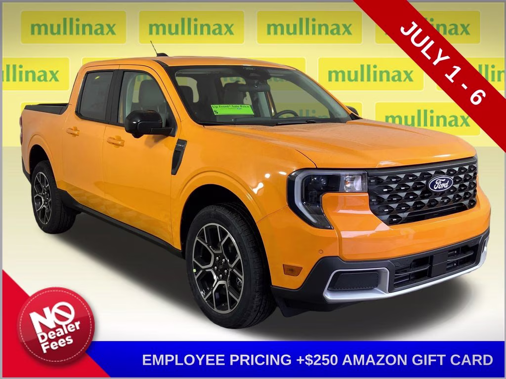 2026 Orange Fury Metallic Tri-Coat Ford Maverick Lariat AWD Truck