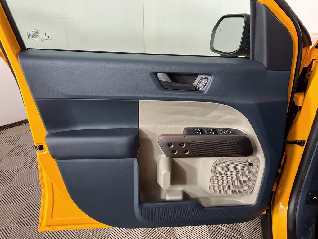 2026 Orange Fury Metallic Tri-Coat Ford Maverick Lariat AWD Truck