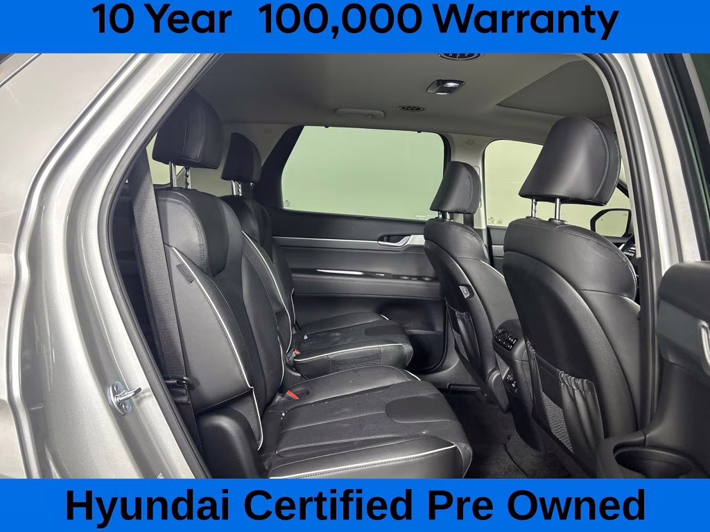 2025 Typhoon Silver Hyundai Palisade SEL Premium FWD SUV