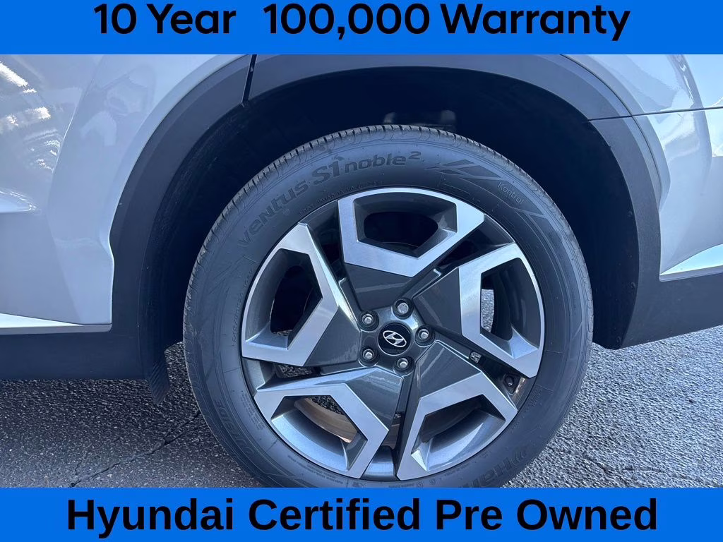 2024 Typhoon Silver Hyundai Palisade Limited FWD SUV