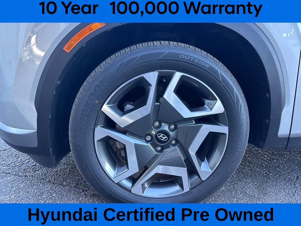2024 Typhoon Silver Hyundai Palisade Limited FWD SUV