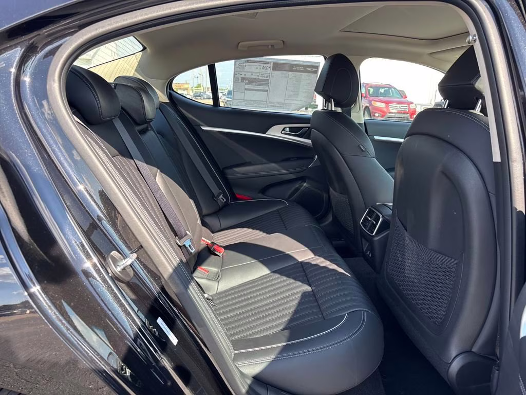 2026 Vik Black Genesis G70 2.5T Prestige RWD Sedan