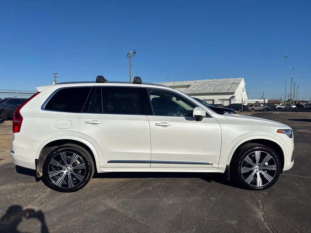 2025 Crystal White Pearl Volvo XC90 B6 Ultra AWD SUV
