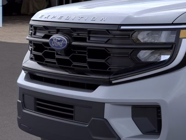 2026 Glacier Gray Metallic Tri-Coat Ford Expedition Active 4X4 SUV