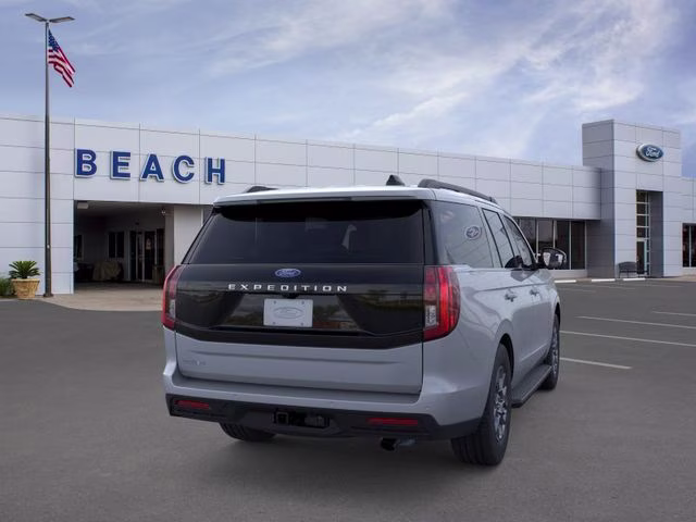 2026 Glacier Gray Metallic Tri-Coat Ford Expedition Active 4X4 SUV