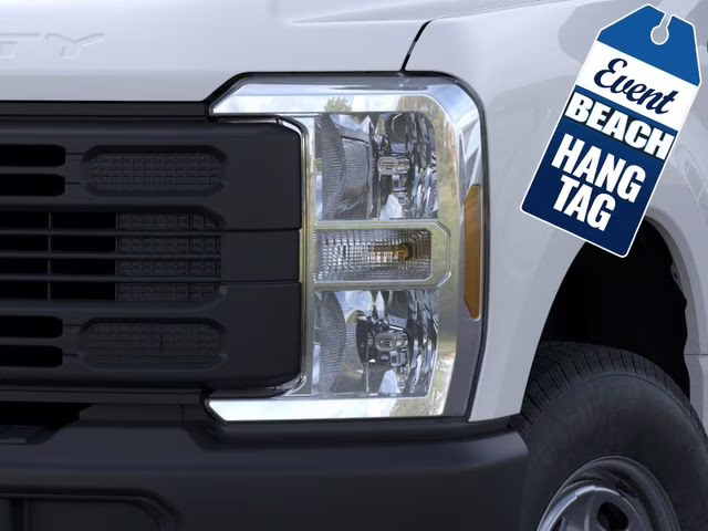 2026 Oxford White Ford Super Duty F-250 SRW XL 4X4 Truck