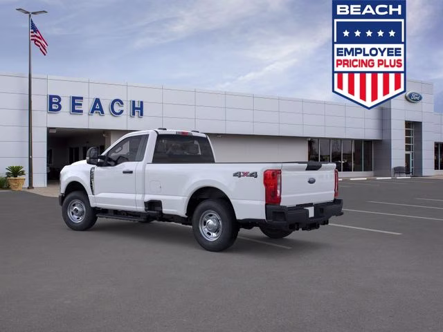 2026 Oxford White Ford Super Duty F-250 SRW XL 4X4 Truck