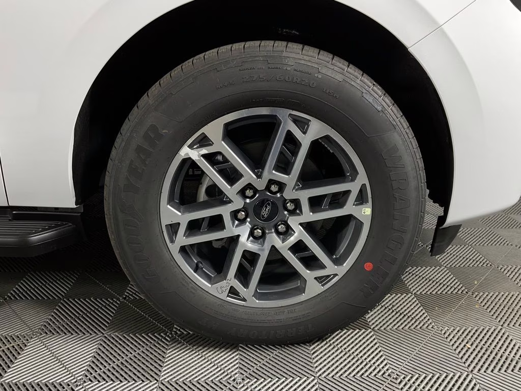 2026 Oxford White Ford Expedition Max Active RWD SUV