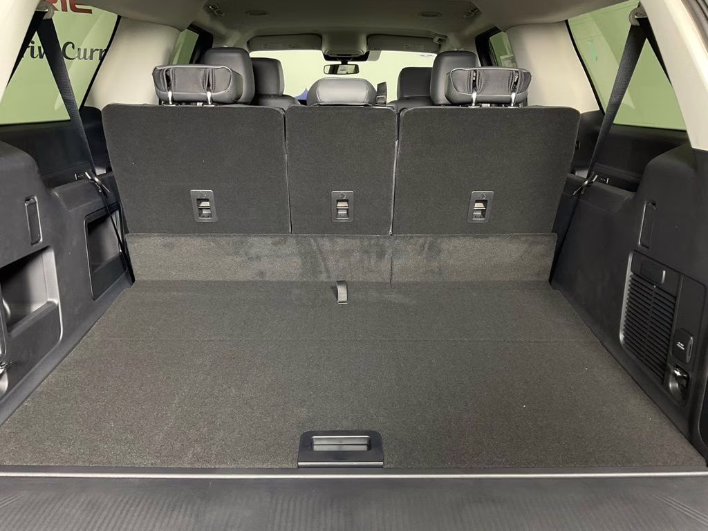 2026 Oxford White Ford Expedition Max Active RWD SUV