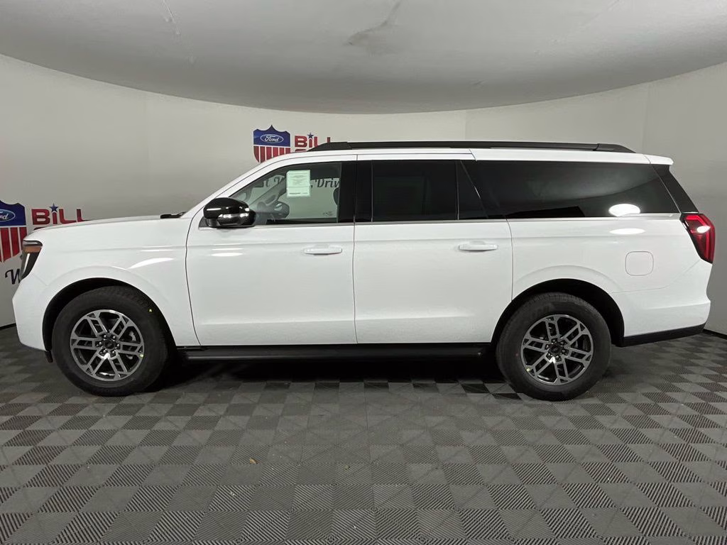 2026 Oxford White Ford Expedition Max Active RWD SUV