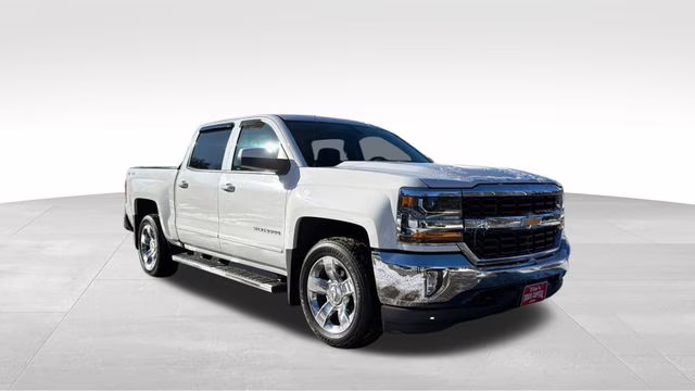 2018 Summit White Chevrolet Silverado 1500 LT 4X4 Truck