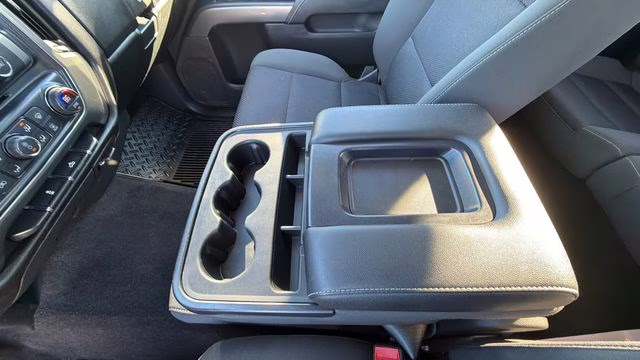 2018 Summit White Chevrolet Silverado 1500 LT 4X4 Truck