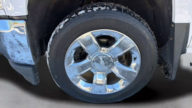 2018 Summit White Chevrolet Silverado 1500 LT 4X4 Truck