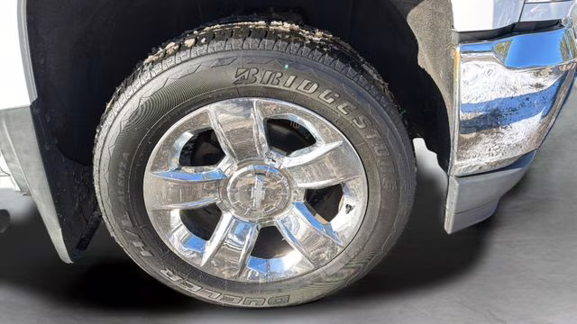 2018 Summit White Chevrolet Silverado 1500 LT 4X4 Truck