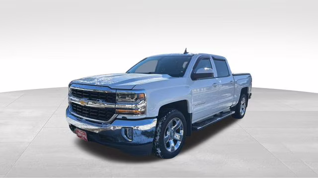 2018 Summit White Chevrolet Silverado 1500 LT 4X4 Truck