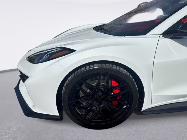 2024 Arctic White Chevrolet Corvette Z06 RWD Convertible