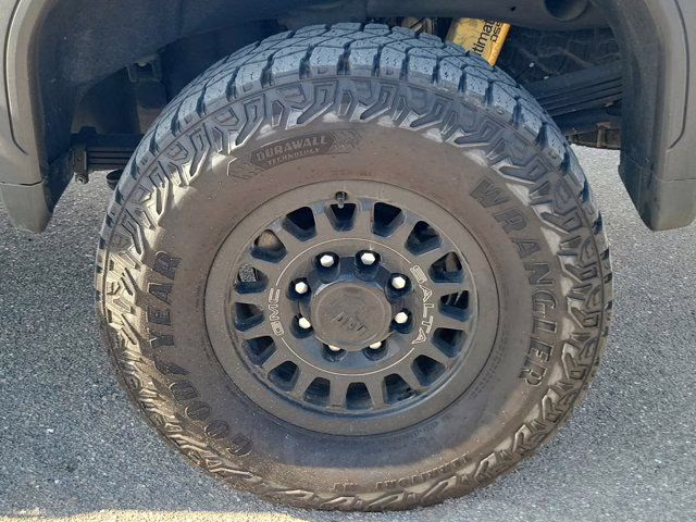 2024 Summit White GMC Sierra 2500HD AT4X 4X4 Truck