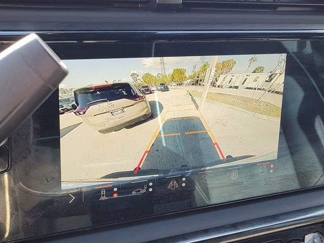 2024 Summit White GMC Sierra 2500HD AT4X 4X4 Truck