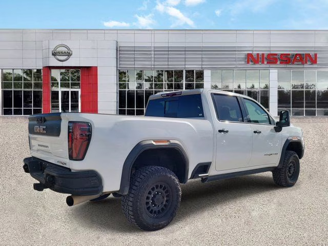 2024 Summit White GMC Sierra 2500HD AT4X 4X4 Truck