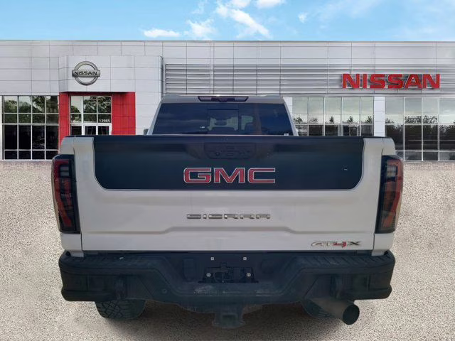 2024 Summit White GMC Sierra 2500HD AT4X 4X4 Truck