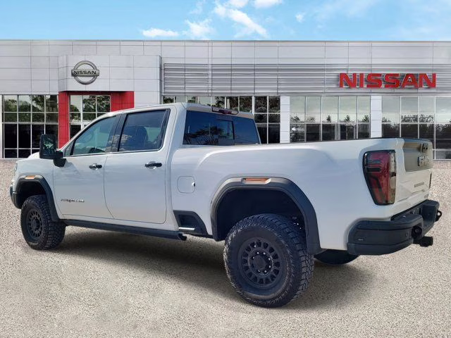 2024 Summit White GMC Sierra 2500HD AT4X 4X4 Truck