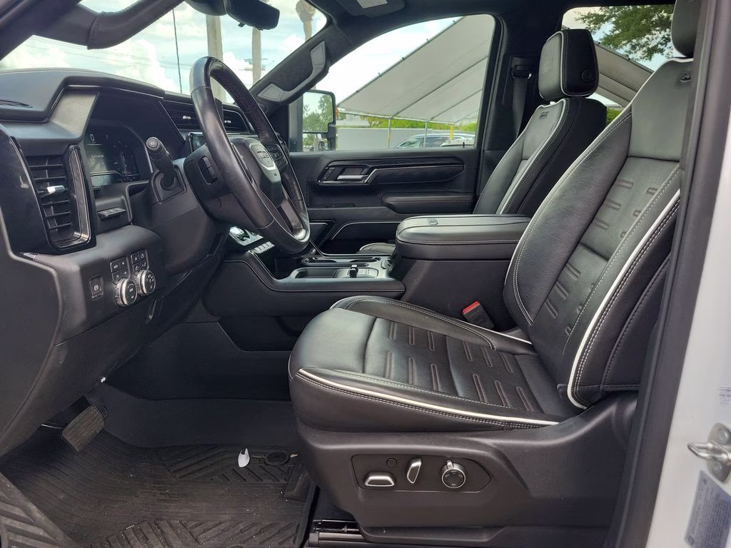 2024 Summit White GMC Sierra AT4X 4X4 Truck