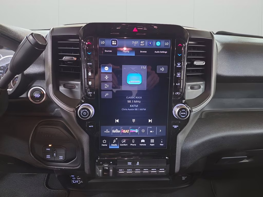 2026 Bright White Clearcoat Ram 2500 Tradesman 4X4 Truck