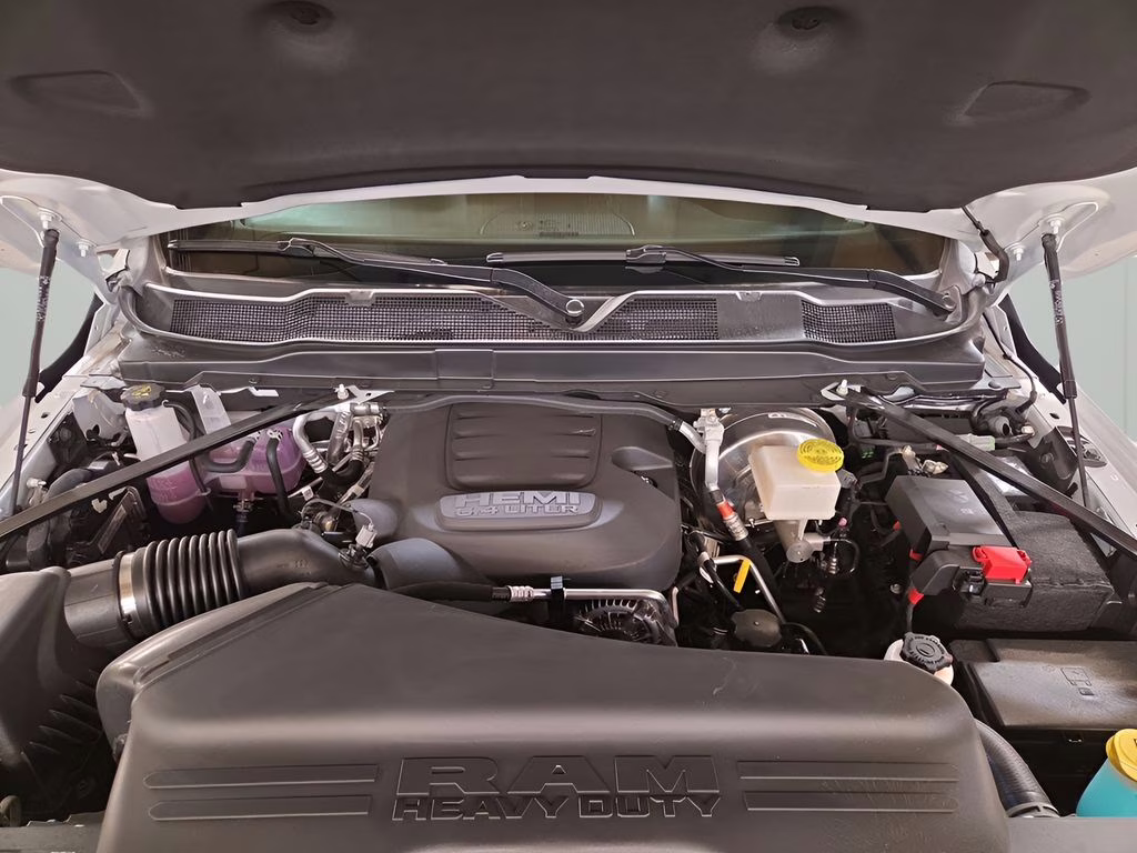 2026 Bright White Clearcoat Ram 2500 Tradesman 4X4 Truck