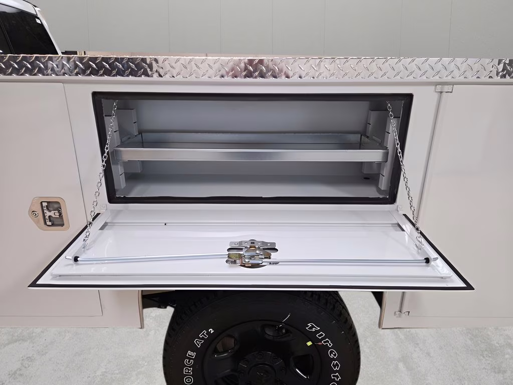 2026 Bright White Clearcoat Ram 2500 Tradesman 4X4 Truck