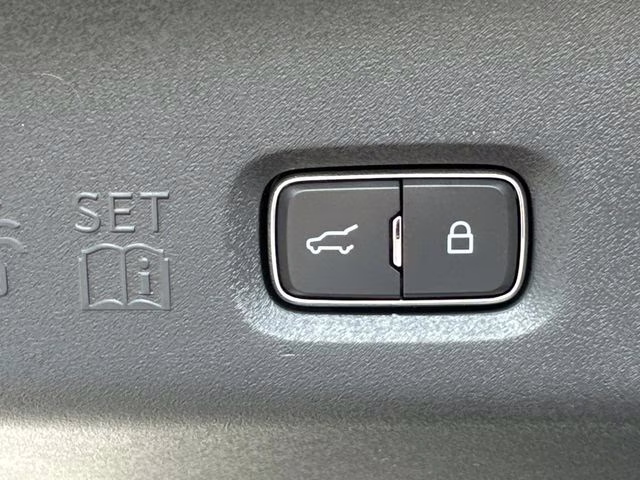 2026 Black Ford Expedition Active RWD SUV