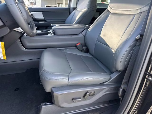 2026 Black Ford Expedition Active RWD SUV