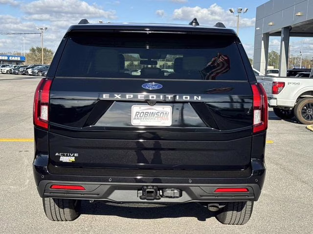 2026 Black Ford Expedition Active RWD SUV
