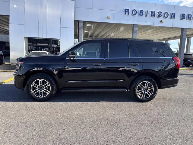 2026 Black Ford Expedition Active RWD SUV