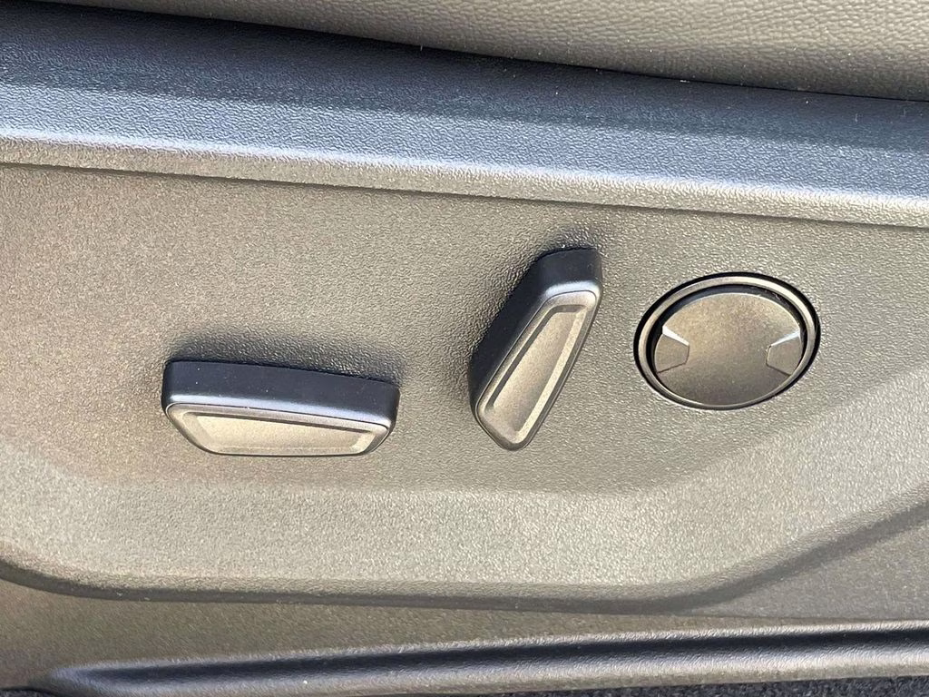 2026 Silver Ford F-150 Lariat 4X4 Truck