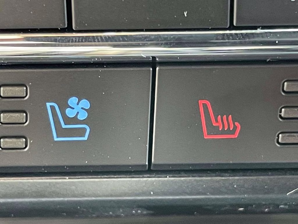 2026 Silver Ford F-150 Lariat 4X4 Truck