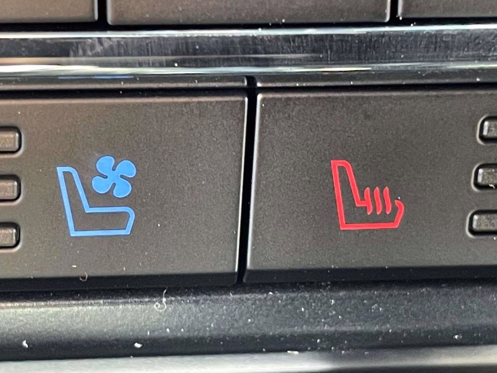 2026 Oxford White Ford F-150 Lariat 4X4 Truck