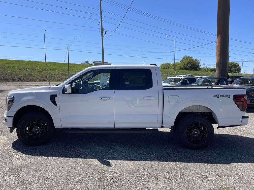 2026 Oxford White Ford F-150 Lariat 4X4 Truck