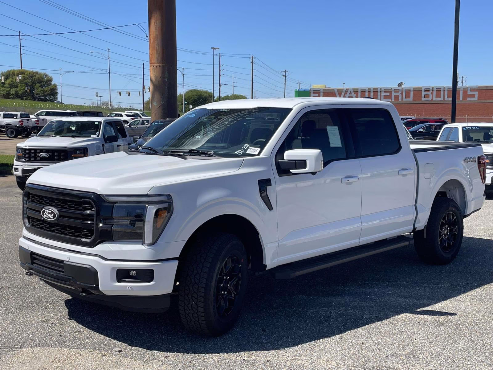 2026 Oxford White Ford F-150 Lariat 4X4 Truck