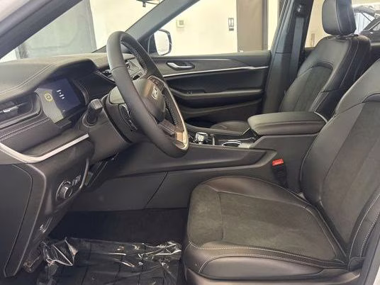 2026 Diamond Black Crystal Pearlcoat Jeep Grand Cherokee L Altitude 4X4 SUV