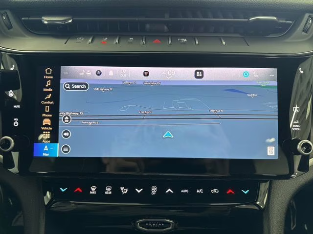 2026 Diamond Black Crystal Pearlcoat Jeep Grand Cherokee L Altitude 4X4 SUV