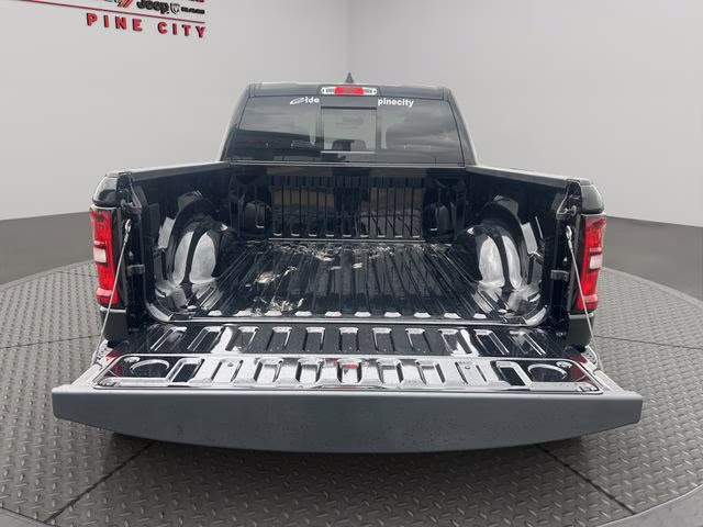 2026 Diamond Black Crystal Pearlcoat Ram 1500 Big Horn Night Edition 4X4 Truck