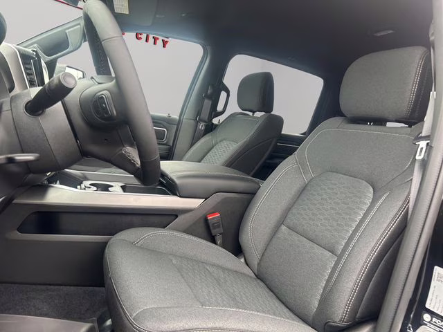 2026 Diamond Black Crystal Pearlcoat Ram 1500 Big Horn Night Edition 4X4 Truck