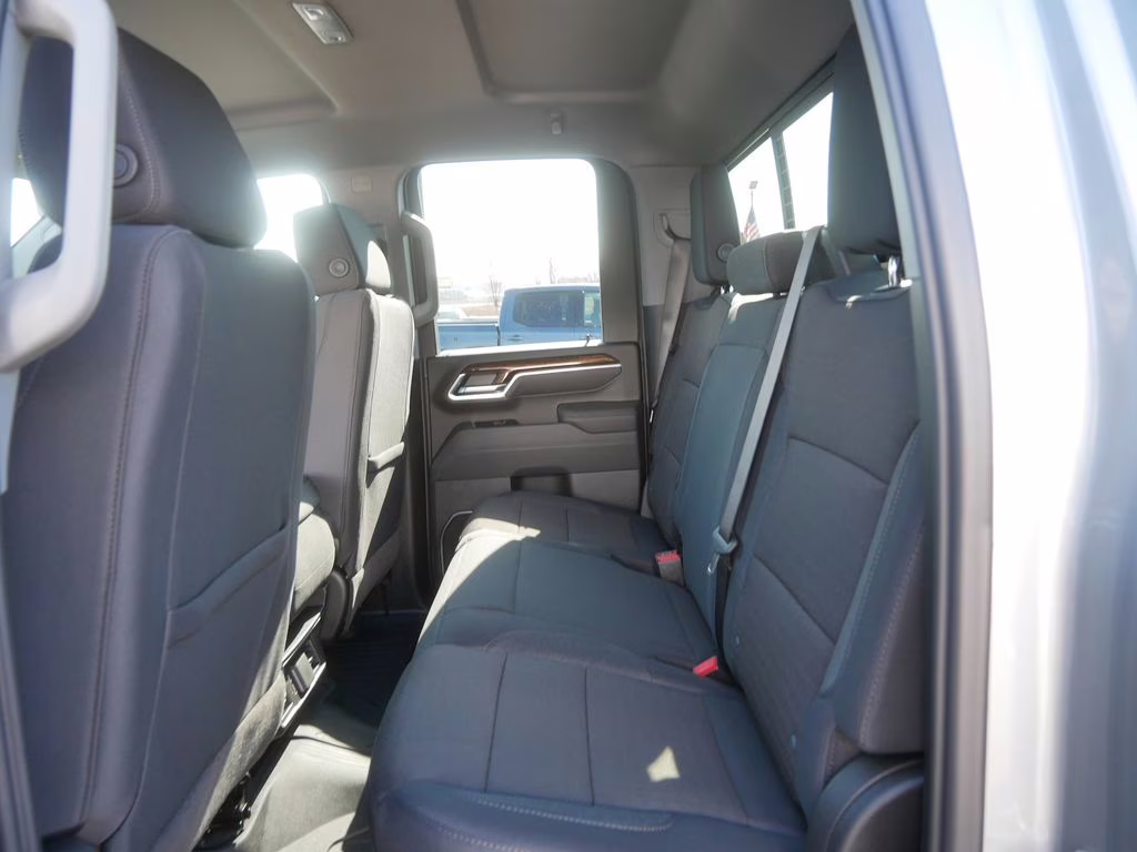 2026 Sterling Metallic GMC Sierra 3500HD SLE 4X4 Truck