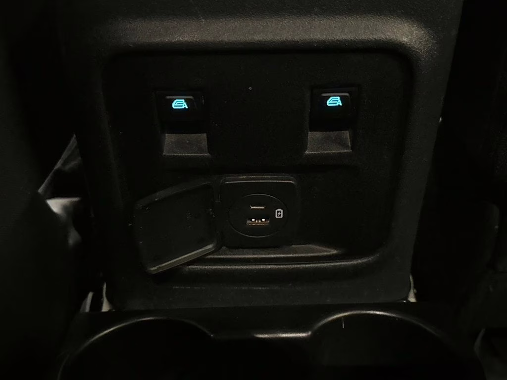 2023 Iconic Silver Metallic Ford Bronco Base 4X4 SUV